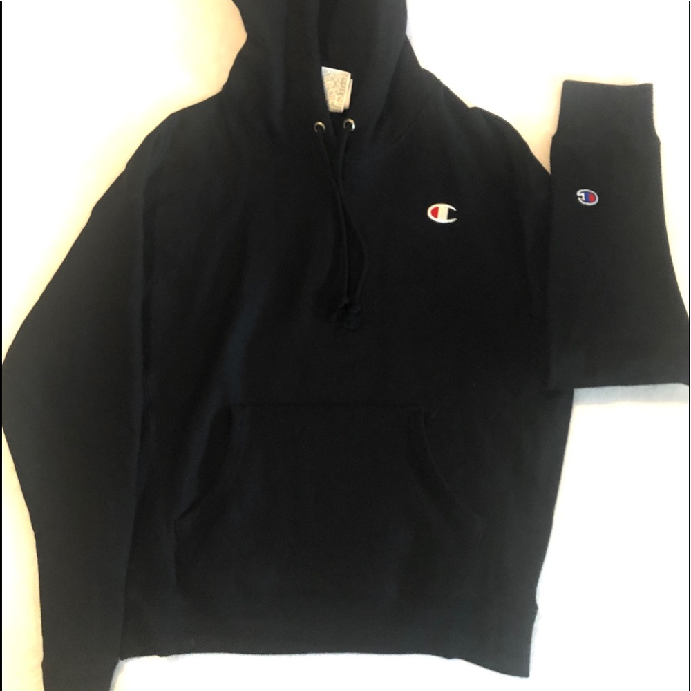 Medium All black Champion pullover hoodie